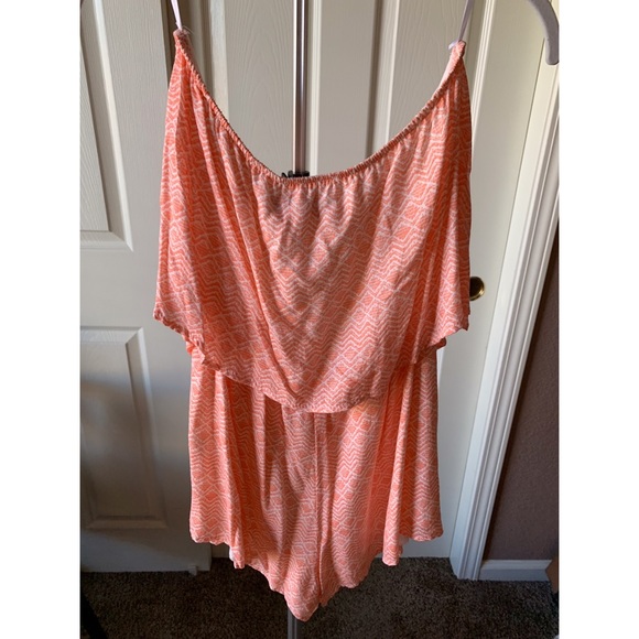 ✨ Orange/White Aztec Strapless Romper {PROMO ITEM} - Picture 2 of 5